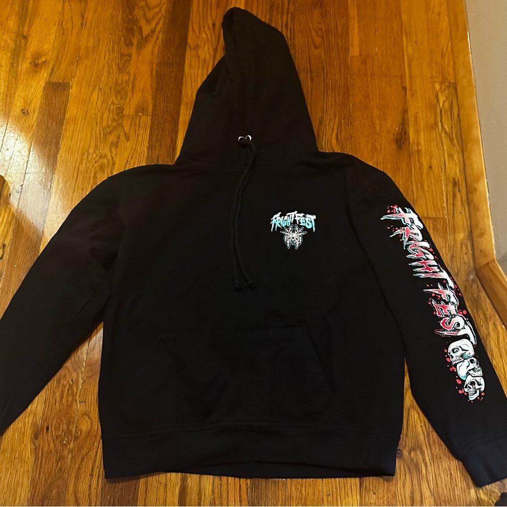 Six Flags Fright Fest hoodie size medium